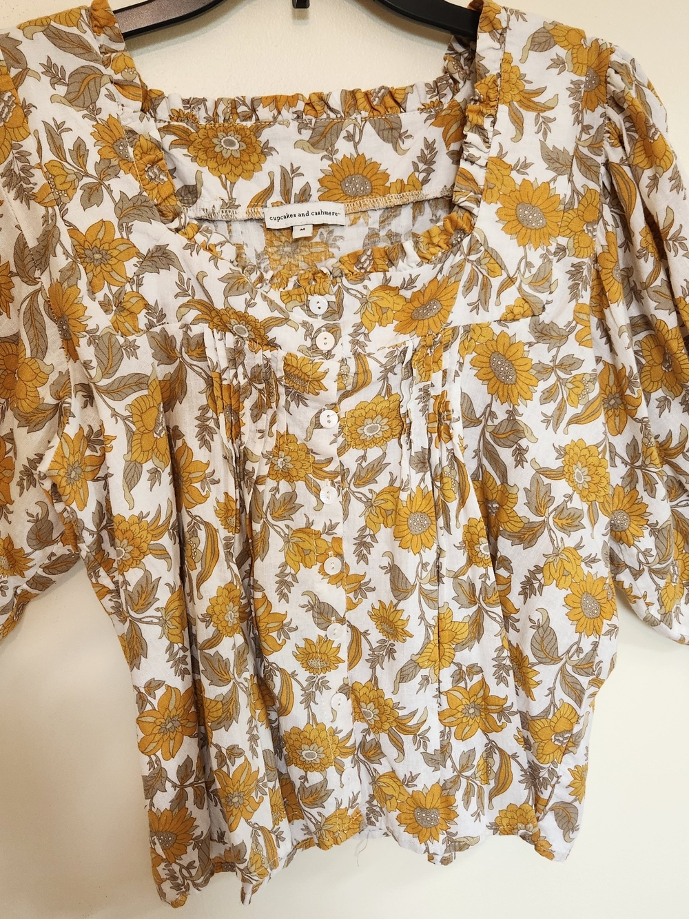 cupcakes & cashmere White Floral Peasant Blouse with Mustard Blooms